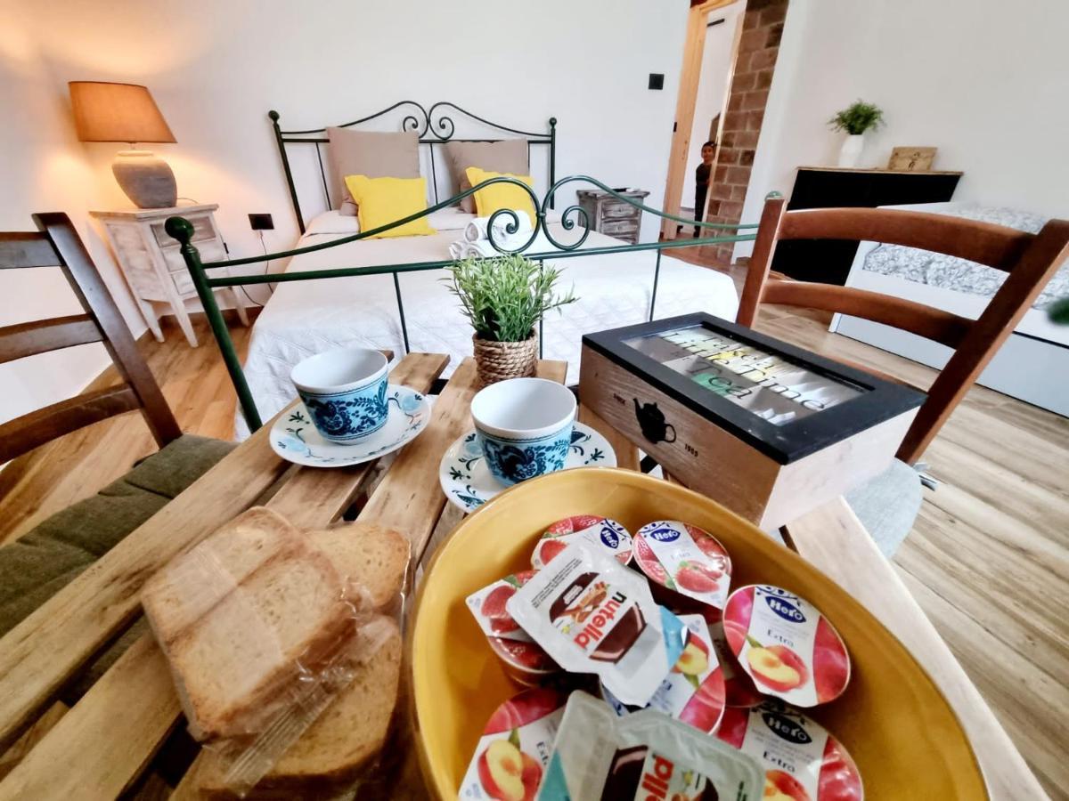 Da Laura Hotel Bottidda Ngoại thất bức ảnh